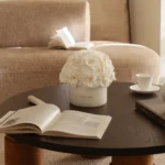 White roses jade serenity marble jade vase_01.webp